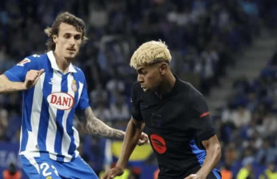 杜兰特关键补篮锁定胜局