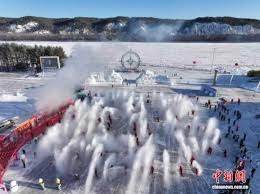 欧冠半场：蒂尔破门，阿尔瓦雷斯扳平，埃因霍温1-1马竞