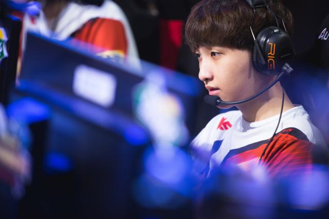 高荣誉的关 高荣誉的关