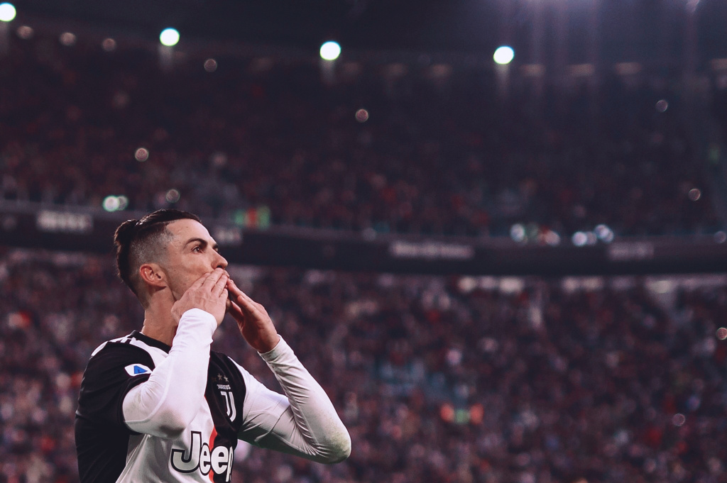 更是整个亚 更是整个亚